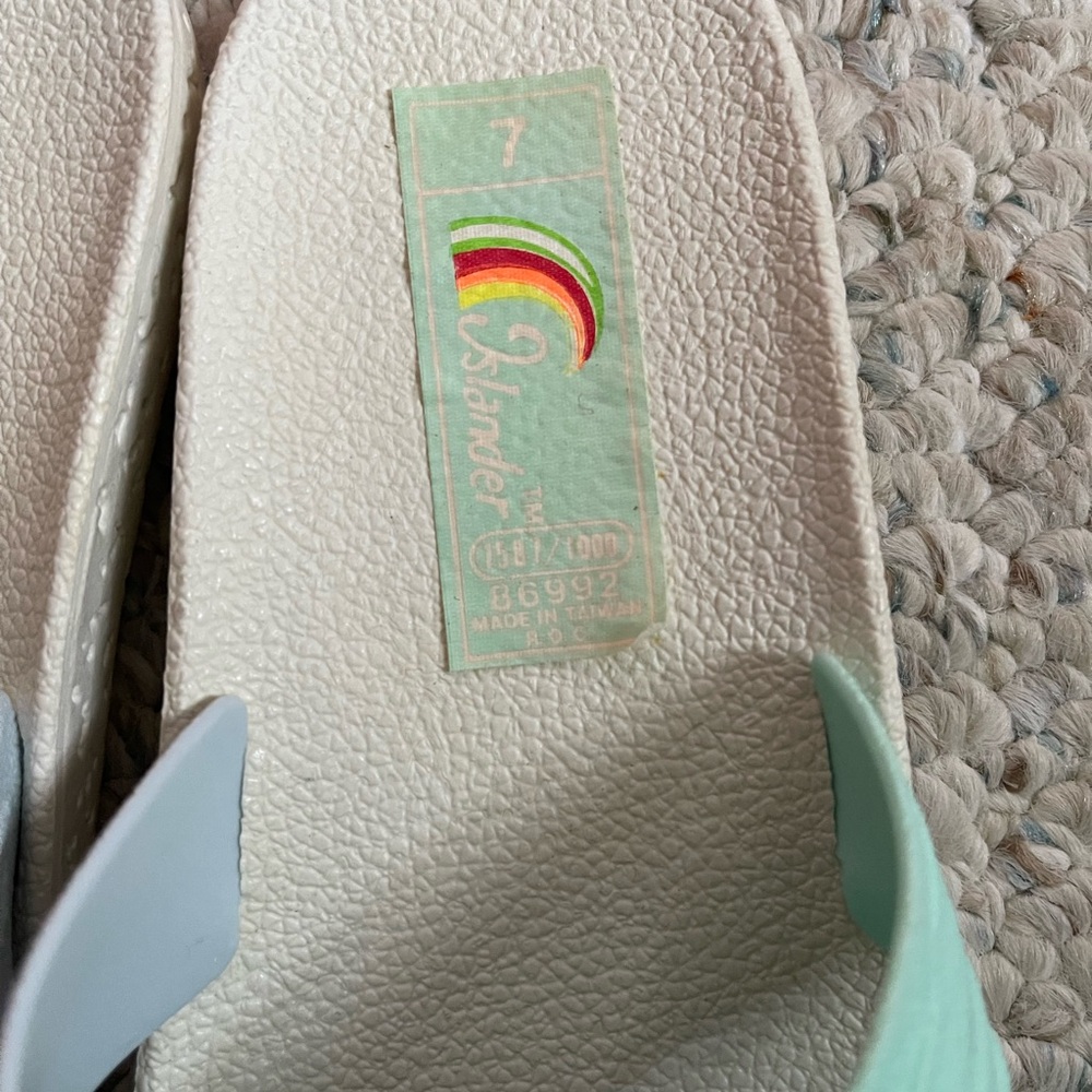 Islander sandals - Picture 2 of 4